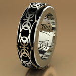 QUIETUS RING